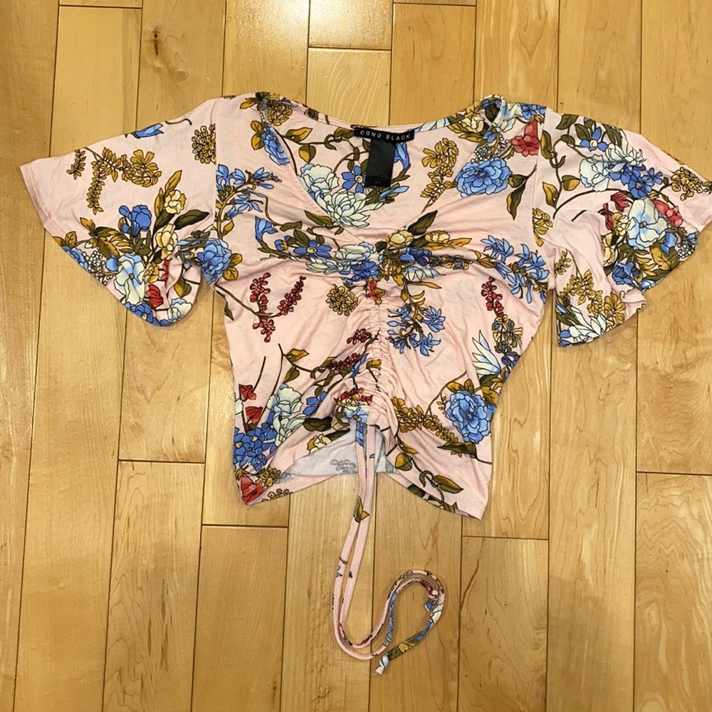 Como Black floral tie crop top